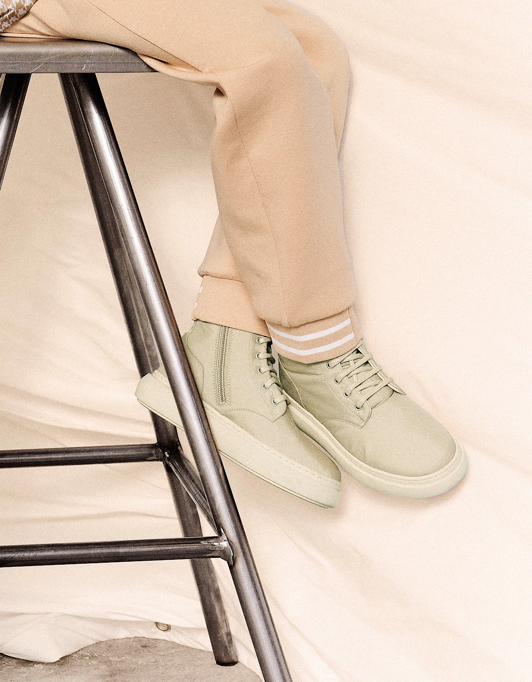 Boys Lace Up Boots in Beige