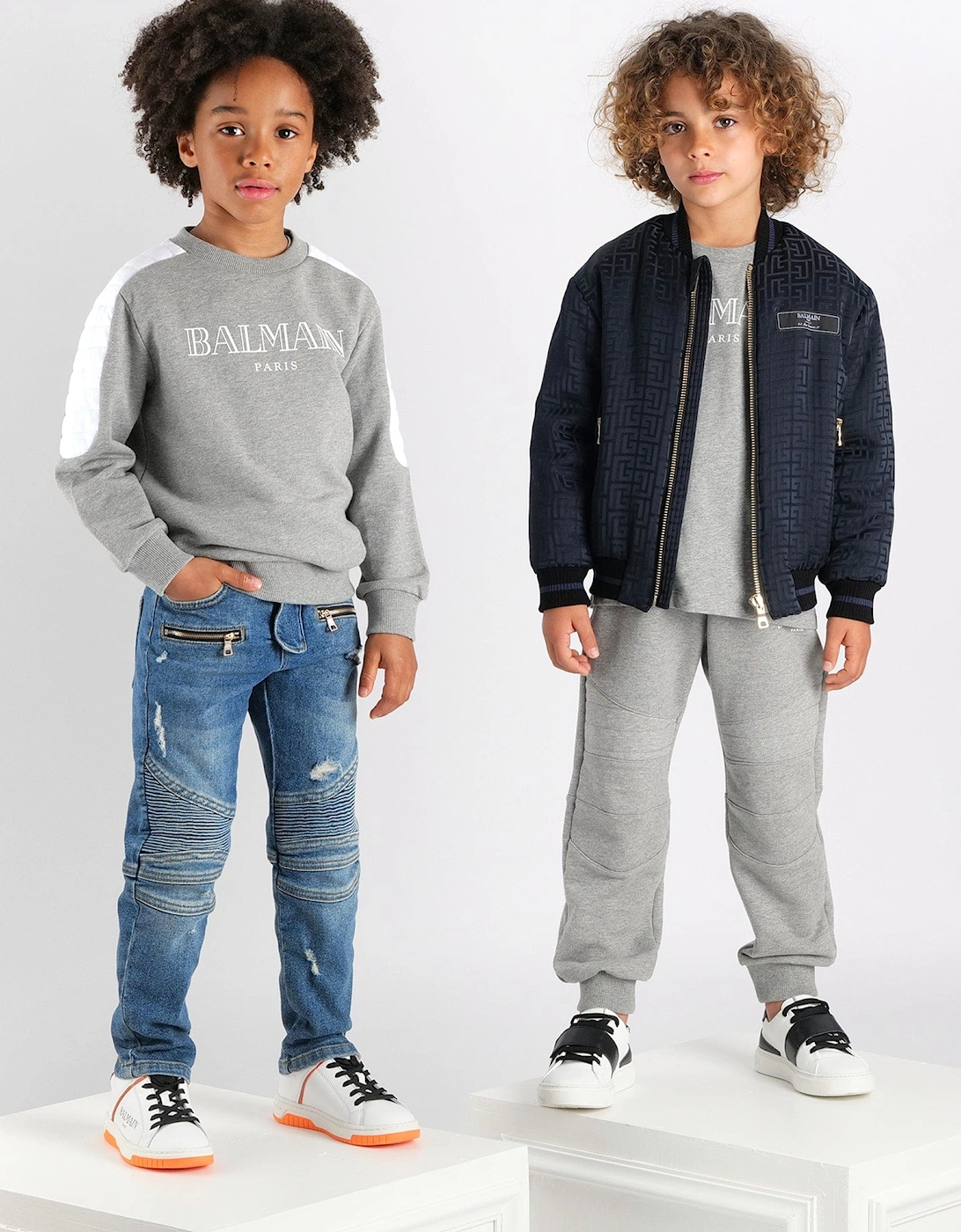 Boys Logo Sweatshirt in Grey