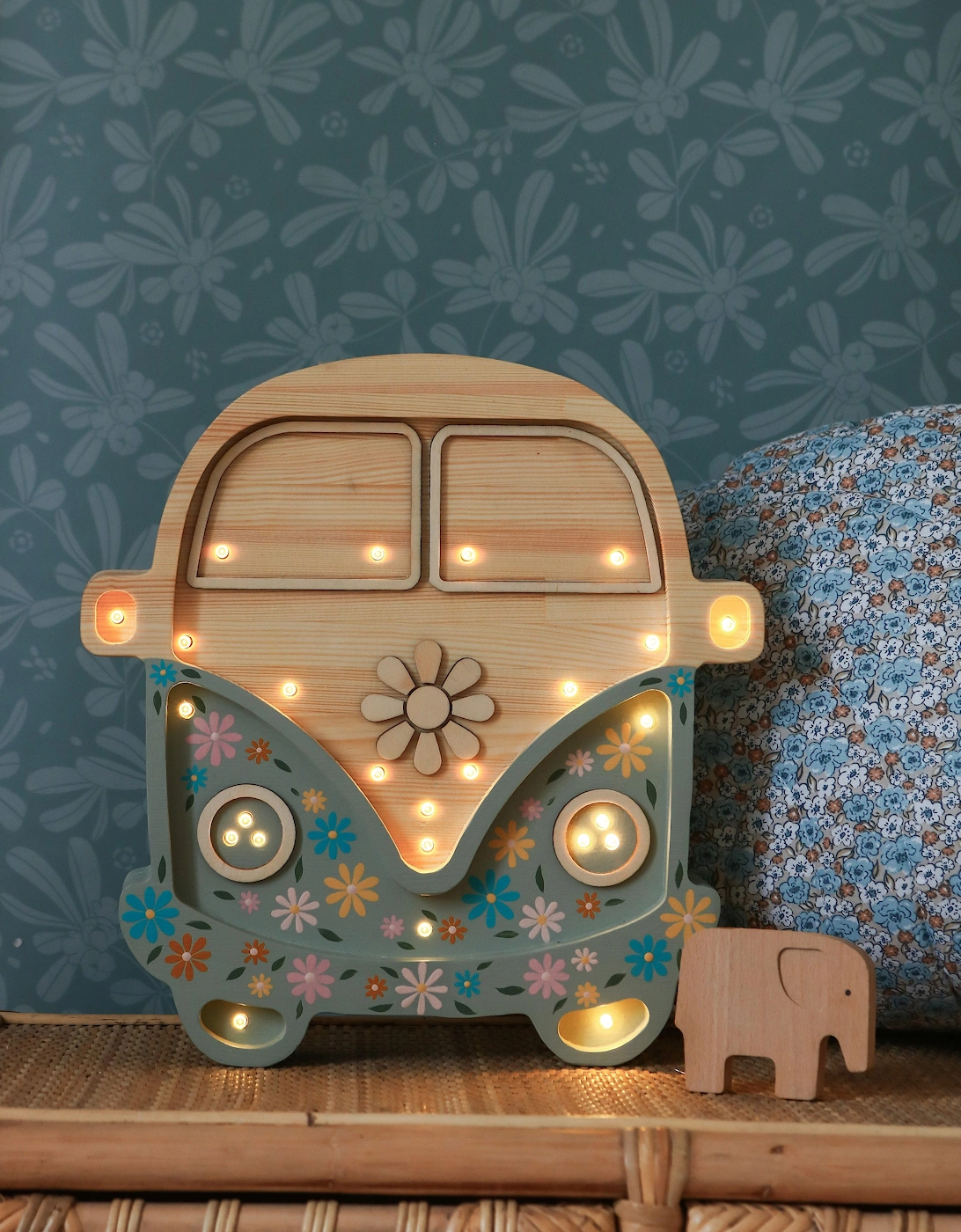 Van Lamp in Blue (31×29x5.5 cm)