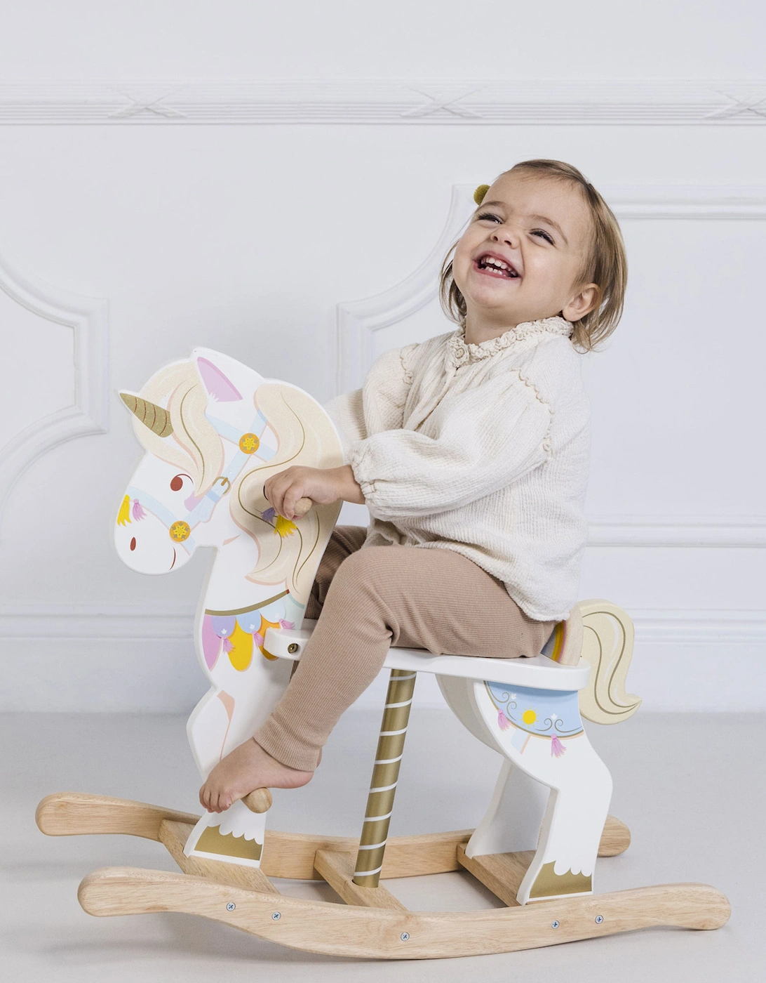 Magical Rocking Unicorn Carousel (W:65cm D:23.5cm H:54.5cm)