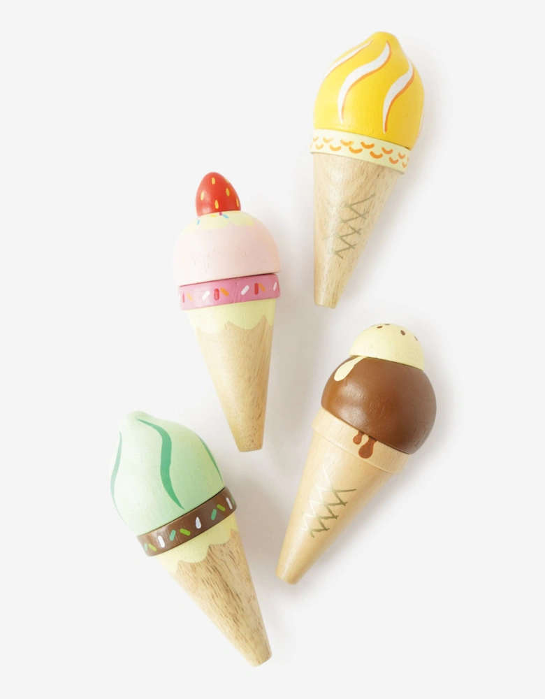 Wooden Ice Cream Cones Set ( W:10cm D:10cm H:13.7cm)