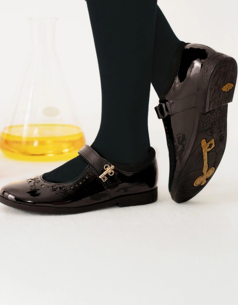 Girls Patent Leather Lock Magic Shoes in Black