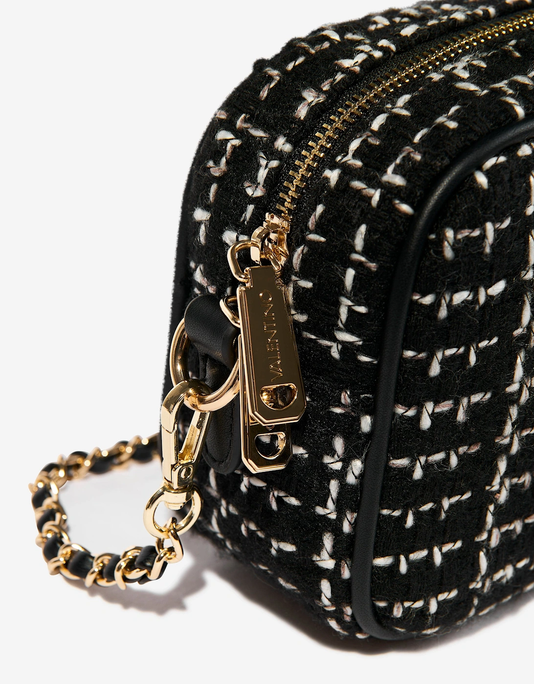 Tweed Crossbody Bag in Black (20cm)