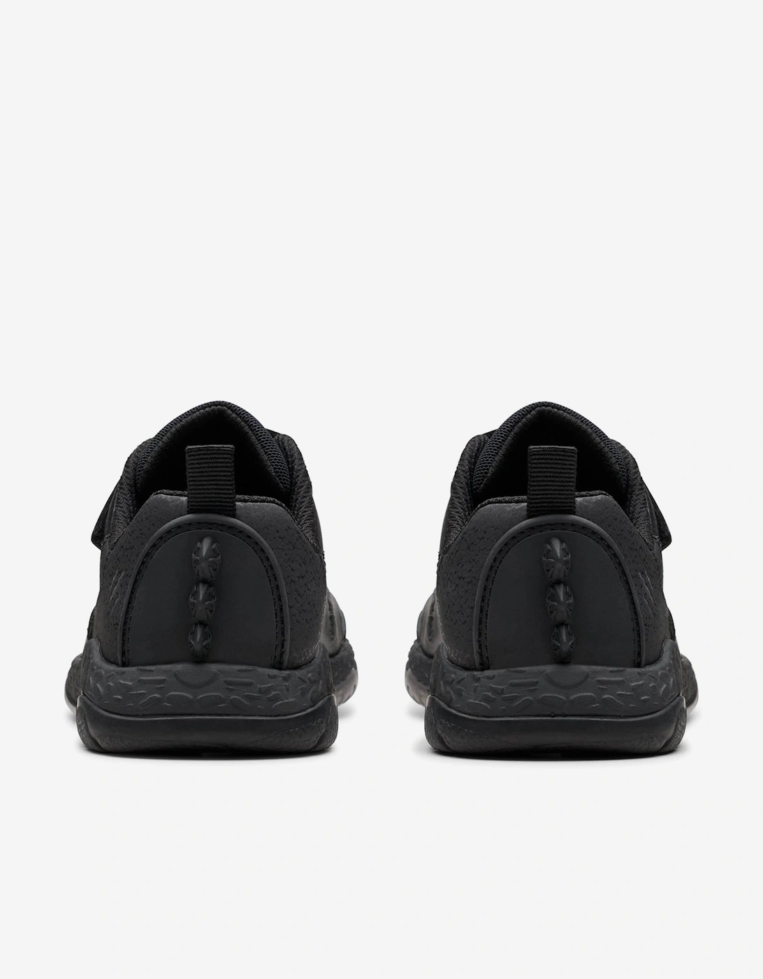 Boys Leather Steggy2 Pace Trainers in Black