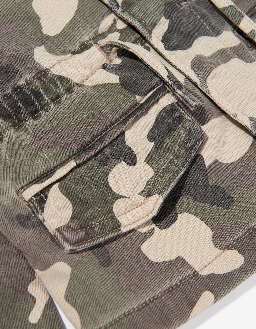 Girls Rocco Camouflage Jacket in Green