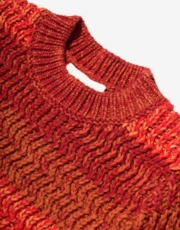 Thumbnail 3 of 4
