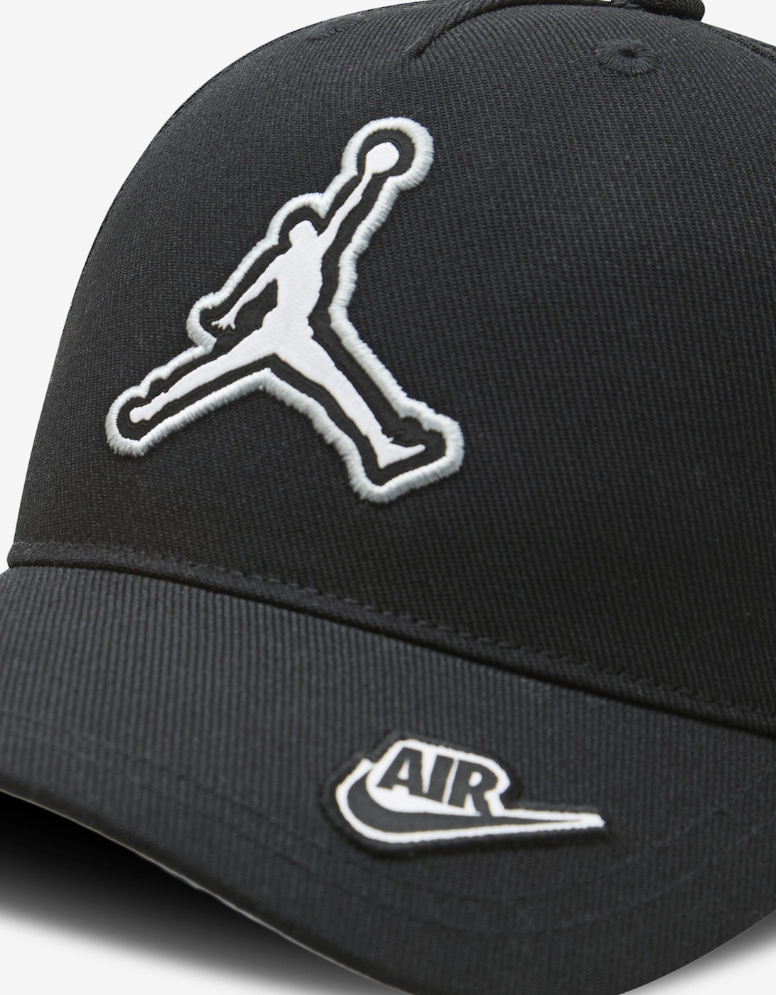 Kids Curve Brim Cap in Black