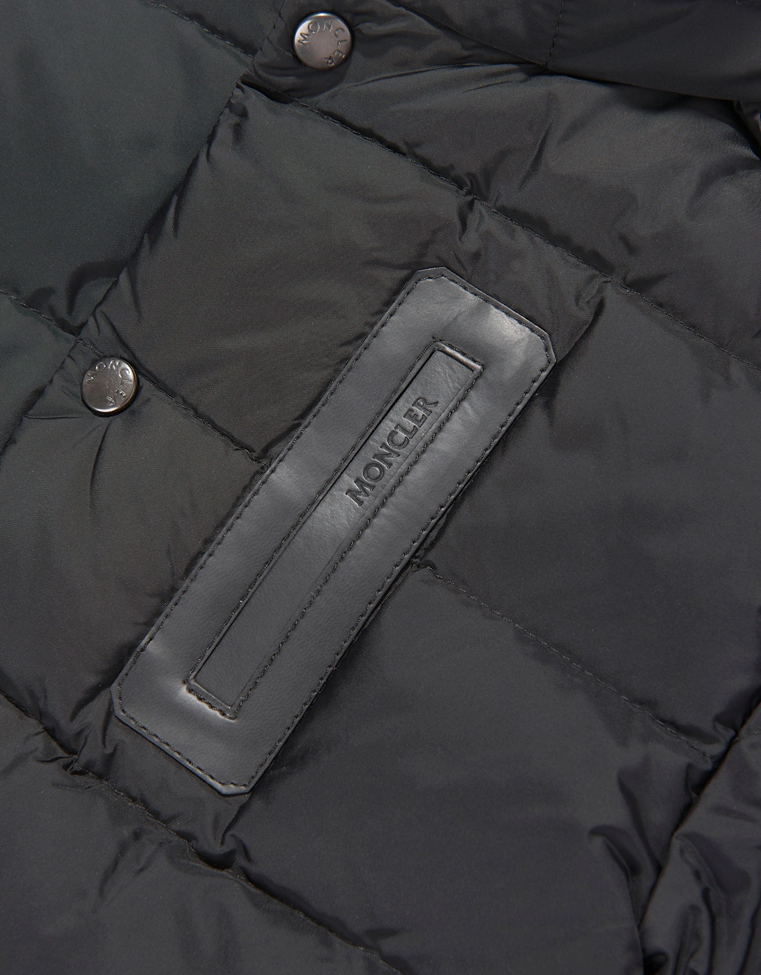 Enfant Boys Down Padded Klopas Short Parka in Black