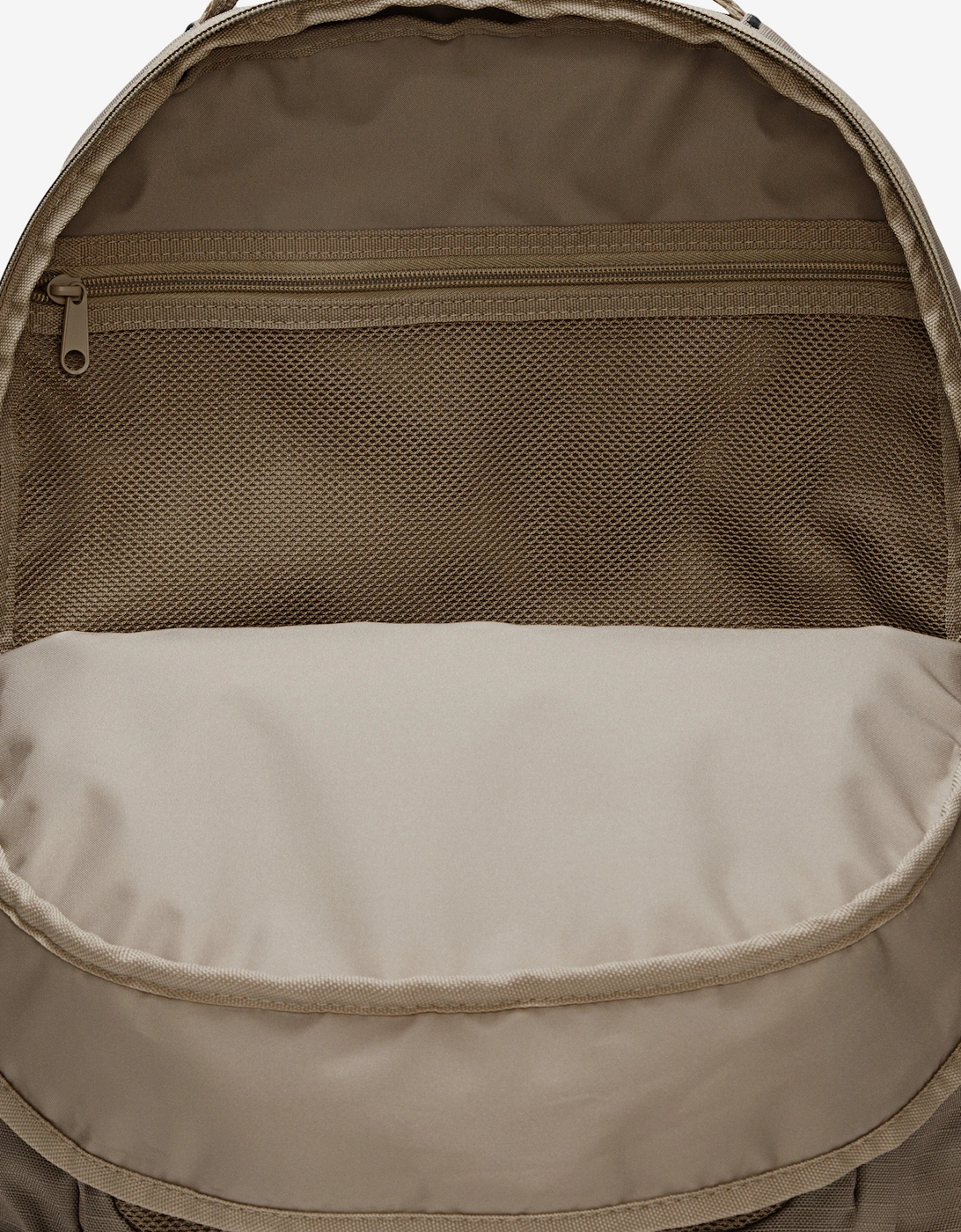 Boys Blacktop Backpack in Beige (48cm)