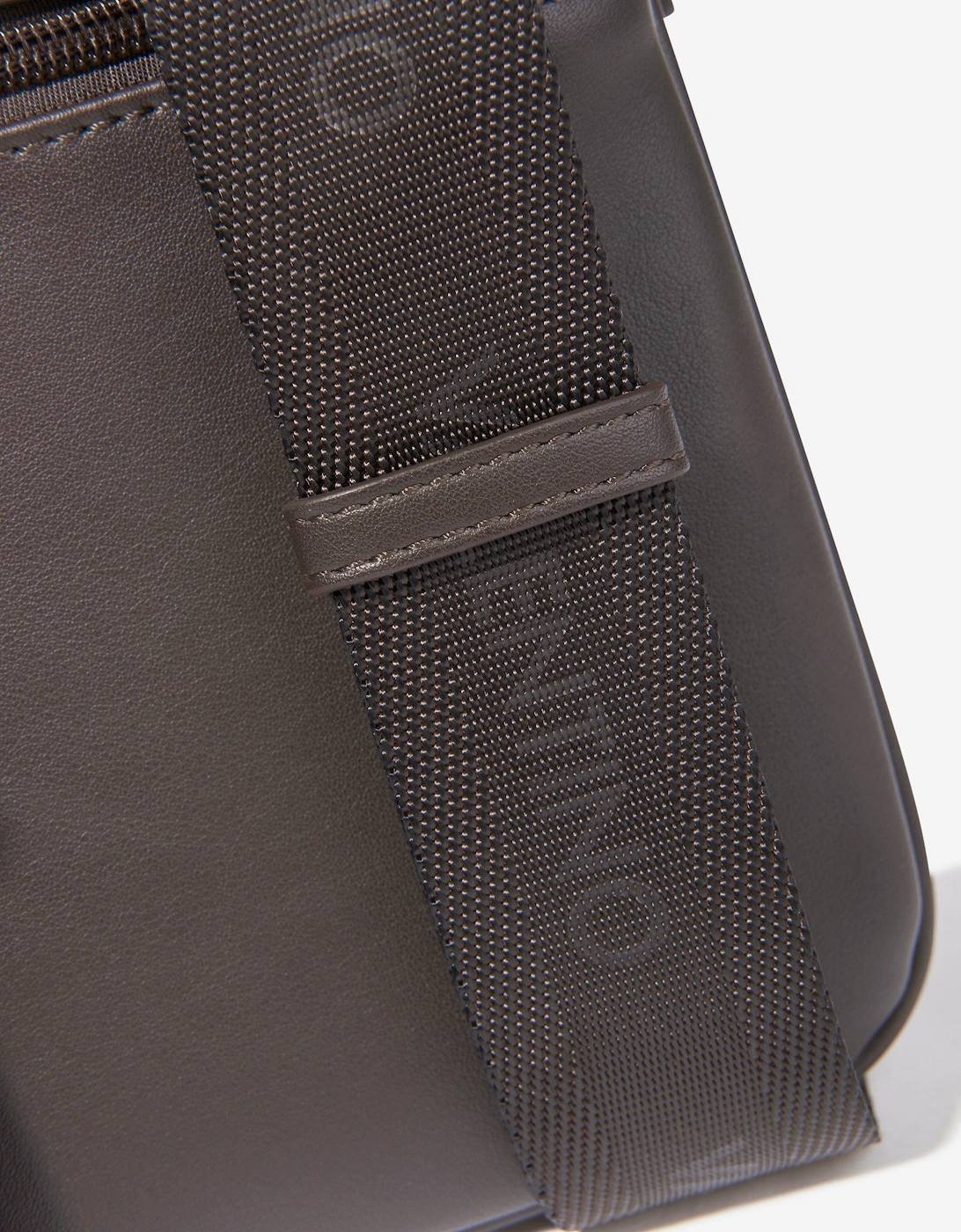 Horizon Crossbody Bag in Brown (20cm)