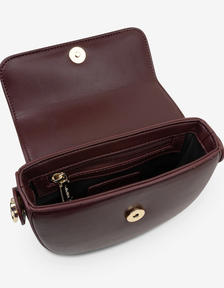 Wannabe Re Flap Bag in Red (18.5cm)