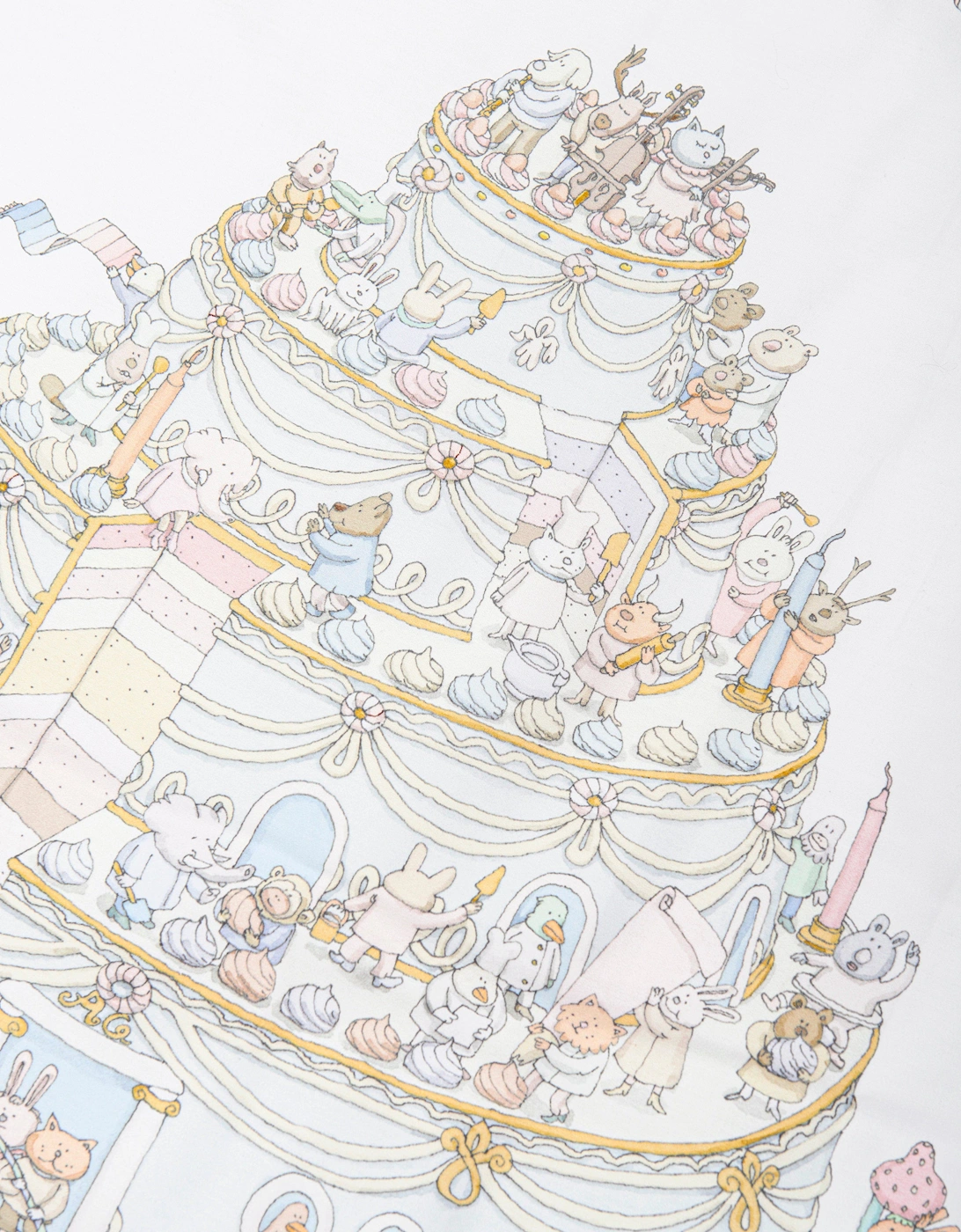 Baby Le Gateau / Chateau Choux Reversible Quilt in White (130cm)