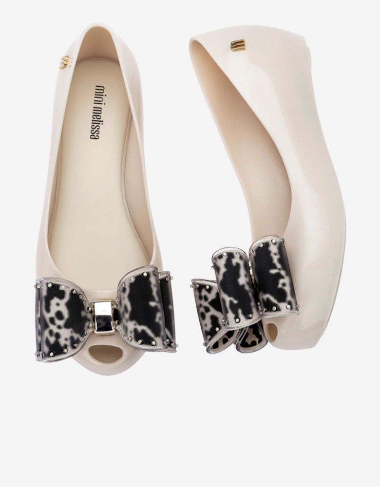 Girls Ultragirl Classic Bow Ballerinas in Ivory