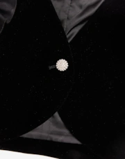 Thumbnail 2 of 4