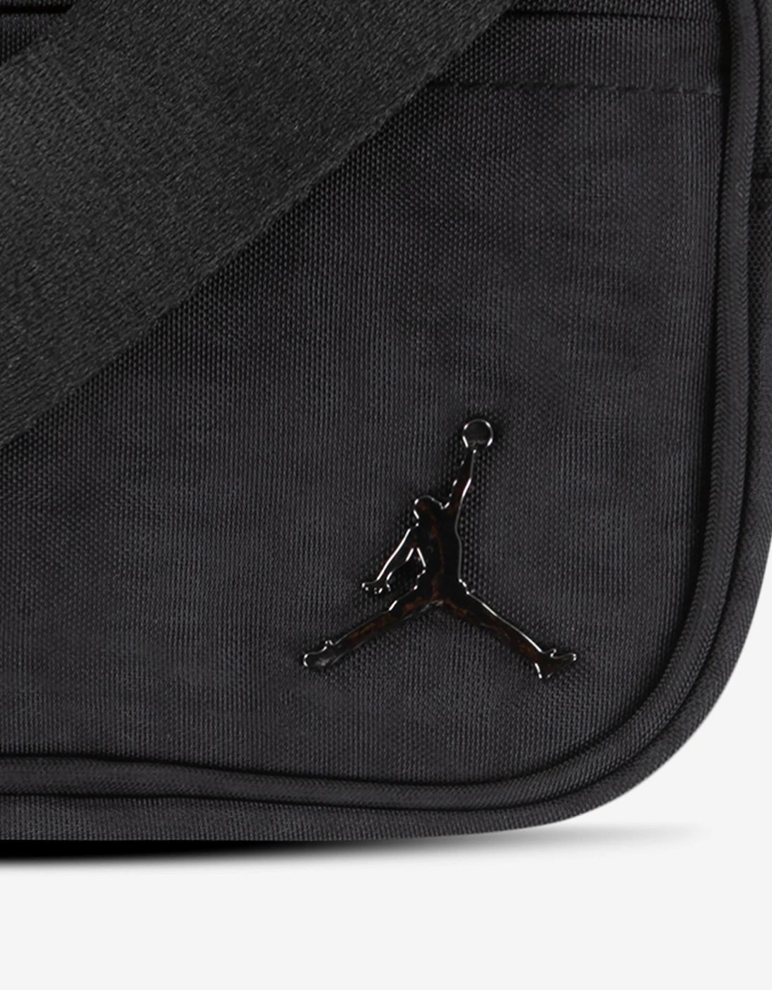 Kids Alpha Camera Bag in Black (18cm)