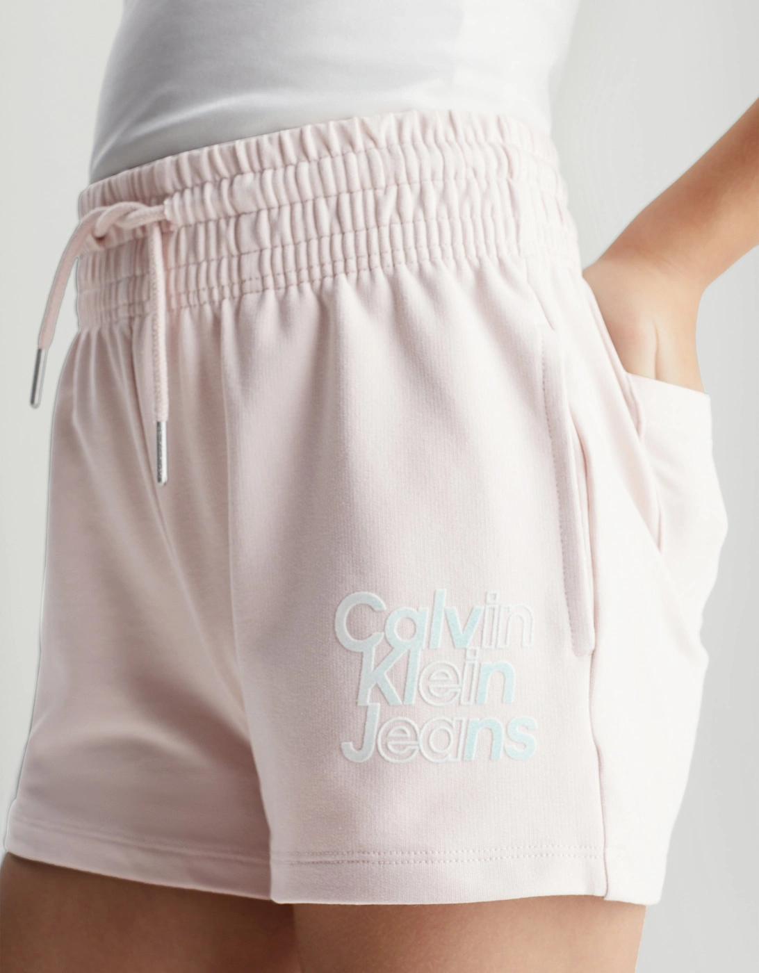 Girls Gradient Hero Logo Shorts in Pink