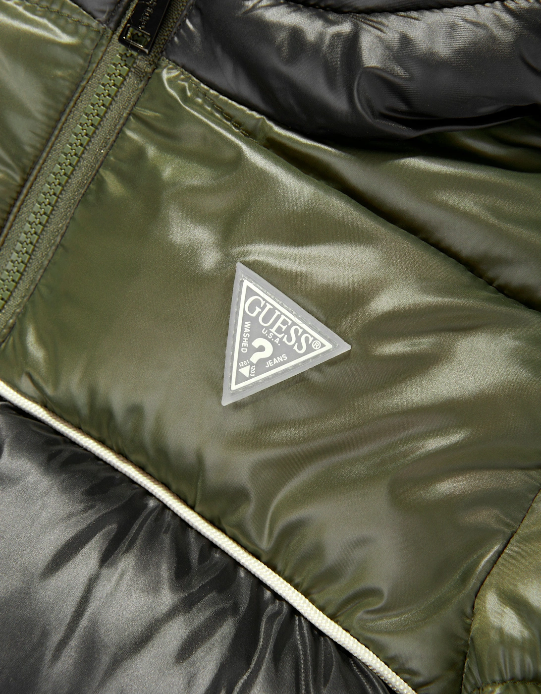 Boys Hooded Puffer Jacket in Green