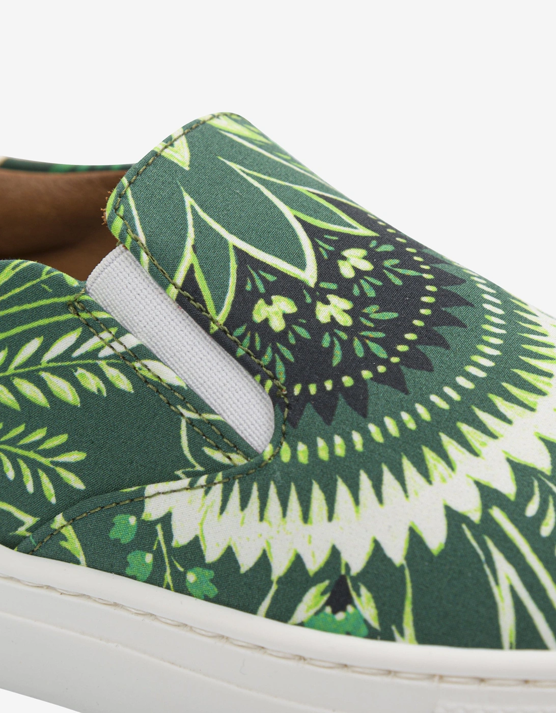 Boys Floral Paisley Trainers in Green