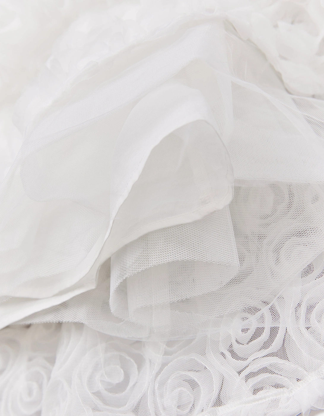 BCBGMAXAZRIA Girls All Over 3D Rose Skirt in White