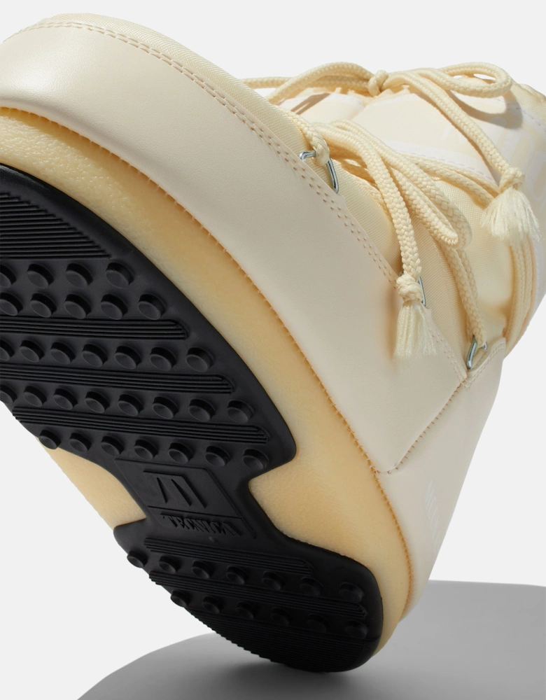 Moon Boot Girls Icon Low Boots in Ivory