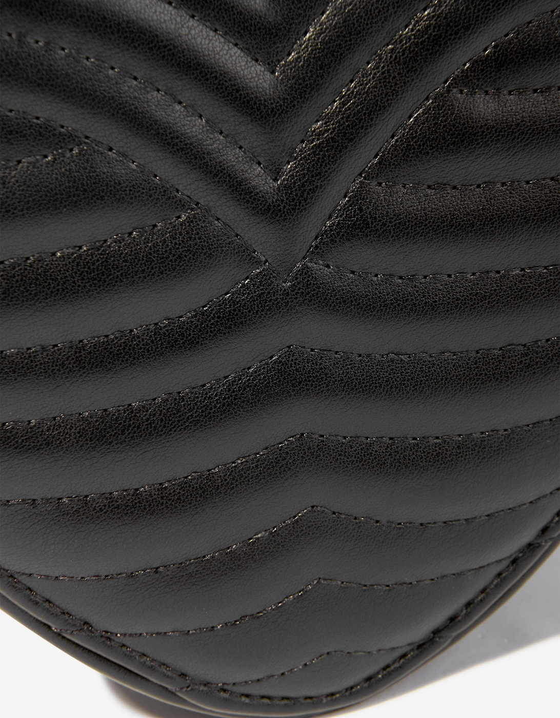 Girls Heart Crossbody Bag in Black (16cm)