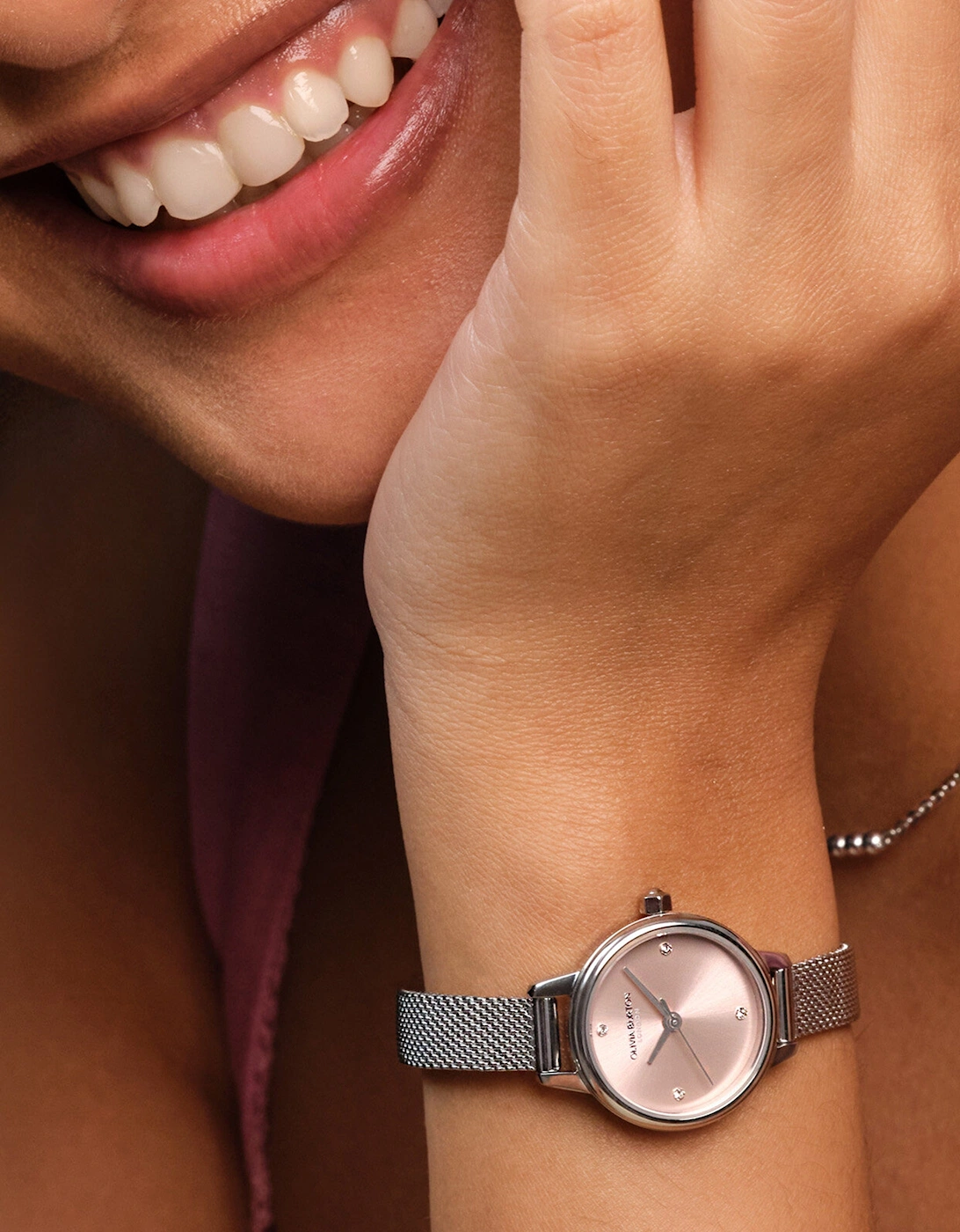 Mini Classic Stainless Steel Mesh Bracelet Watch in Silver (23mm)