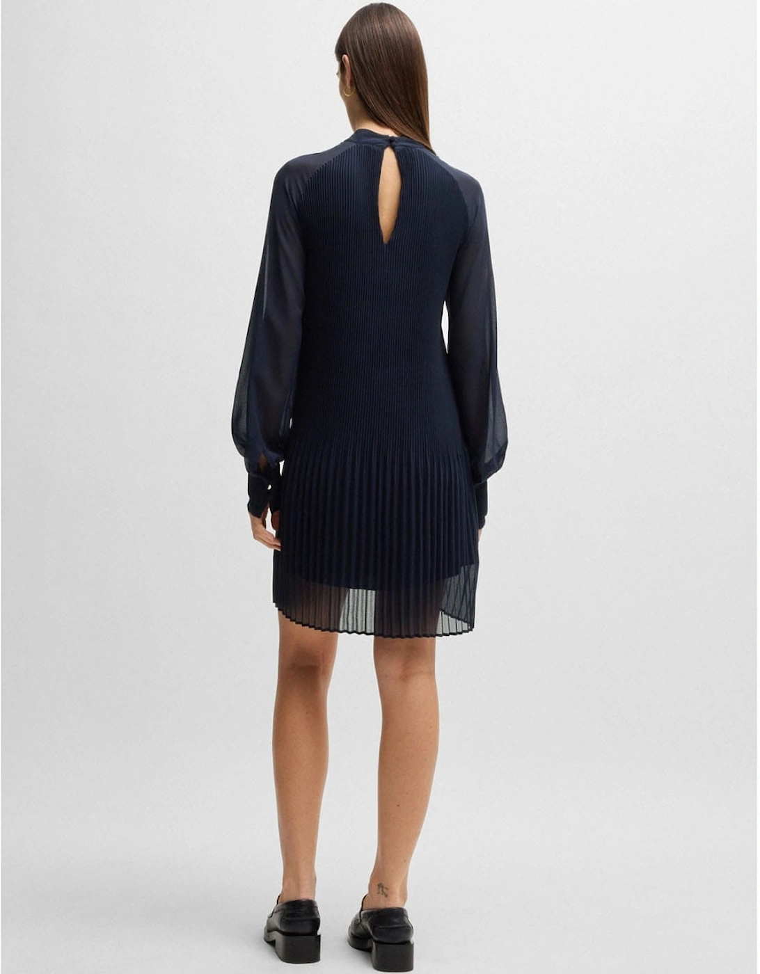 Dolumi High-Neck Dress