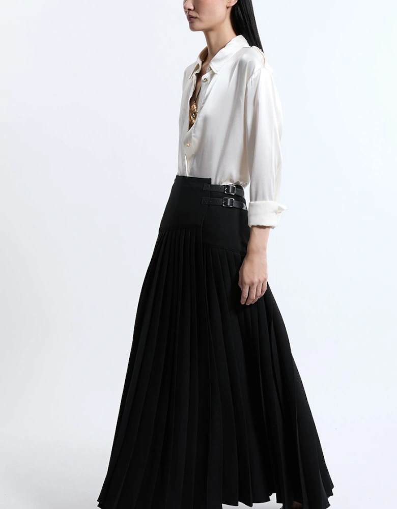 Tailored Crepe Pleated Buckle Detailed Maxi Skirt