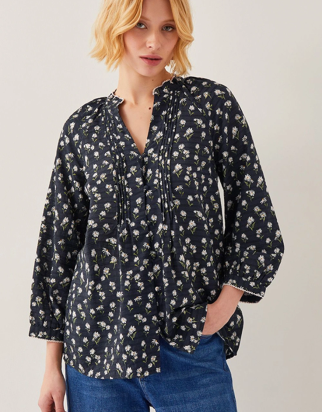 Orielle Pintuck Floral Blouse Black, 2 of 1