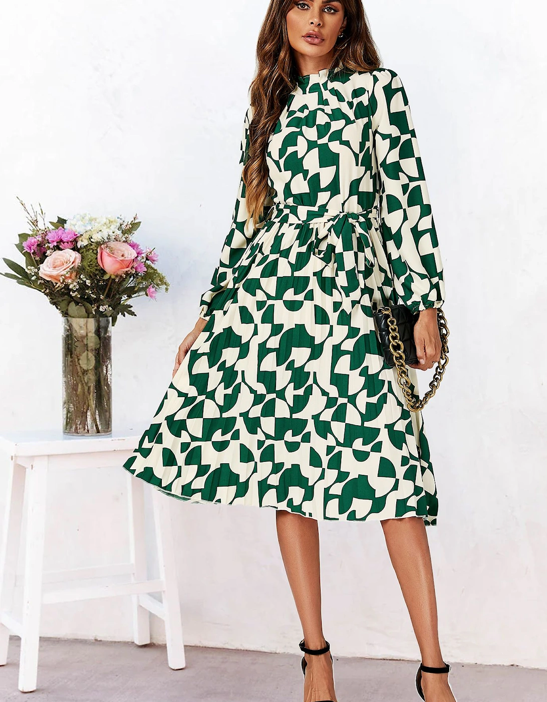 Long Sleeves Geo Print High Neck Pleated Dress In Green, 2 of 1