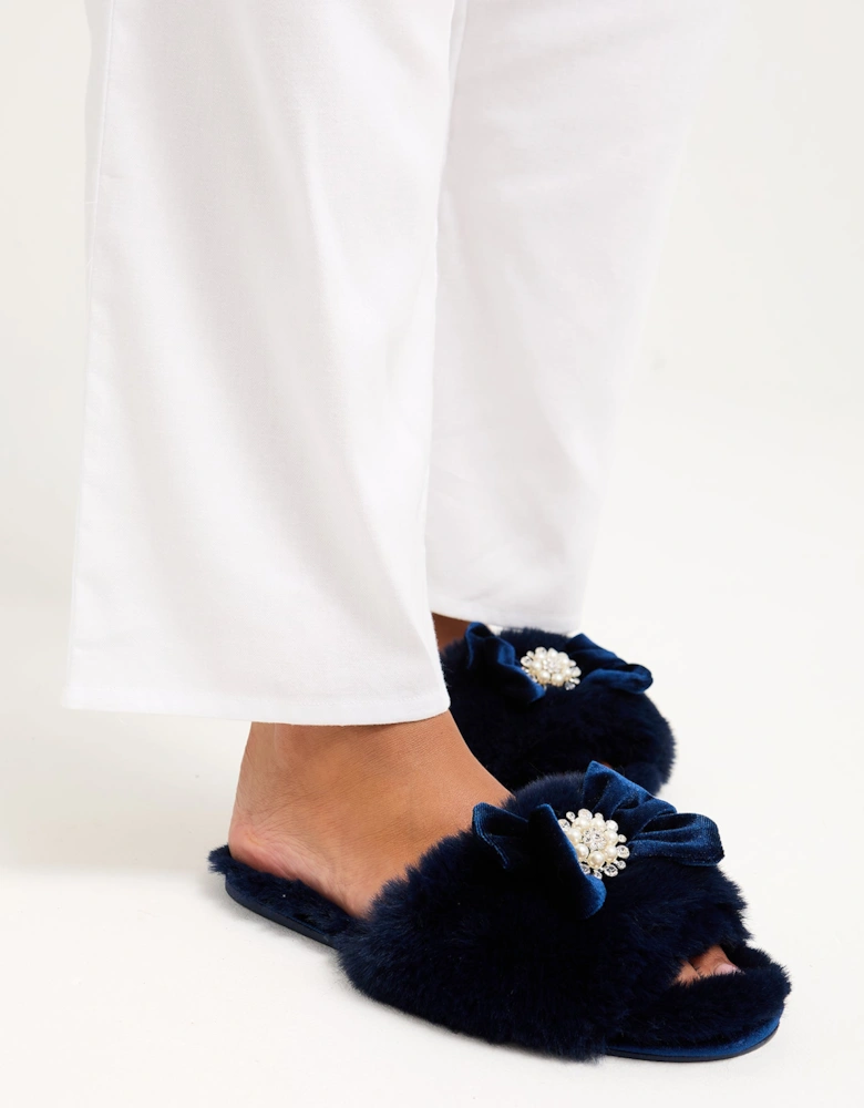 Anya Slippers in Navy
