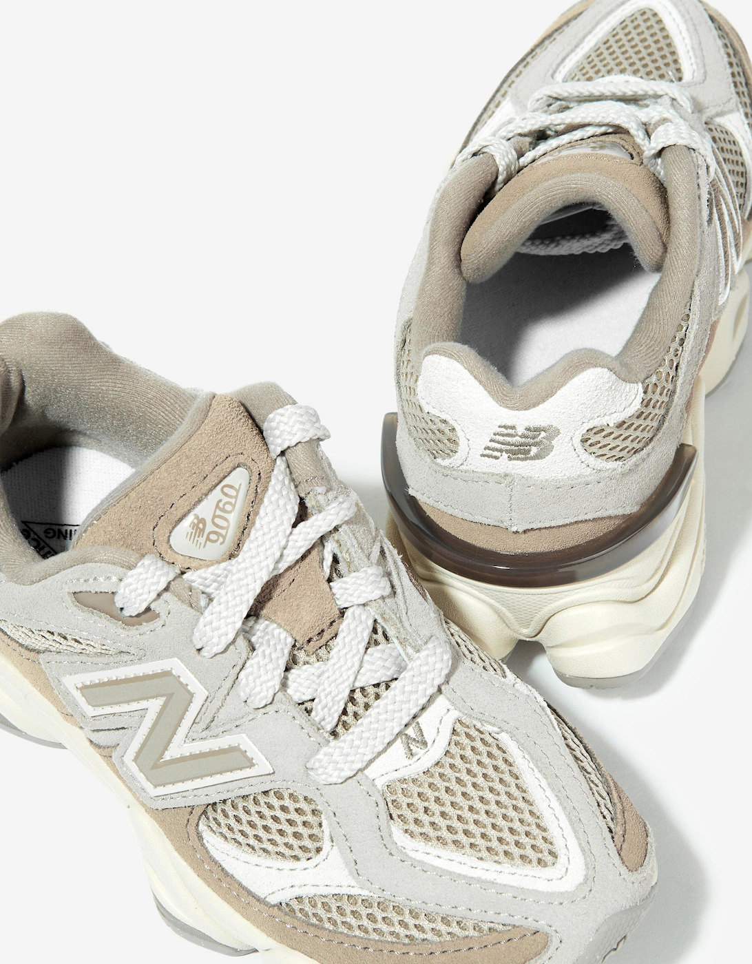 Kids 9060 Trainers in Brown