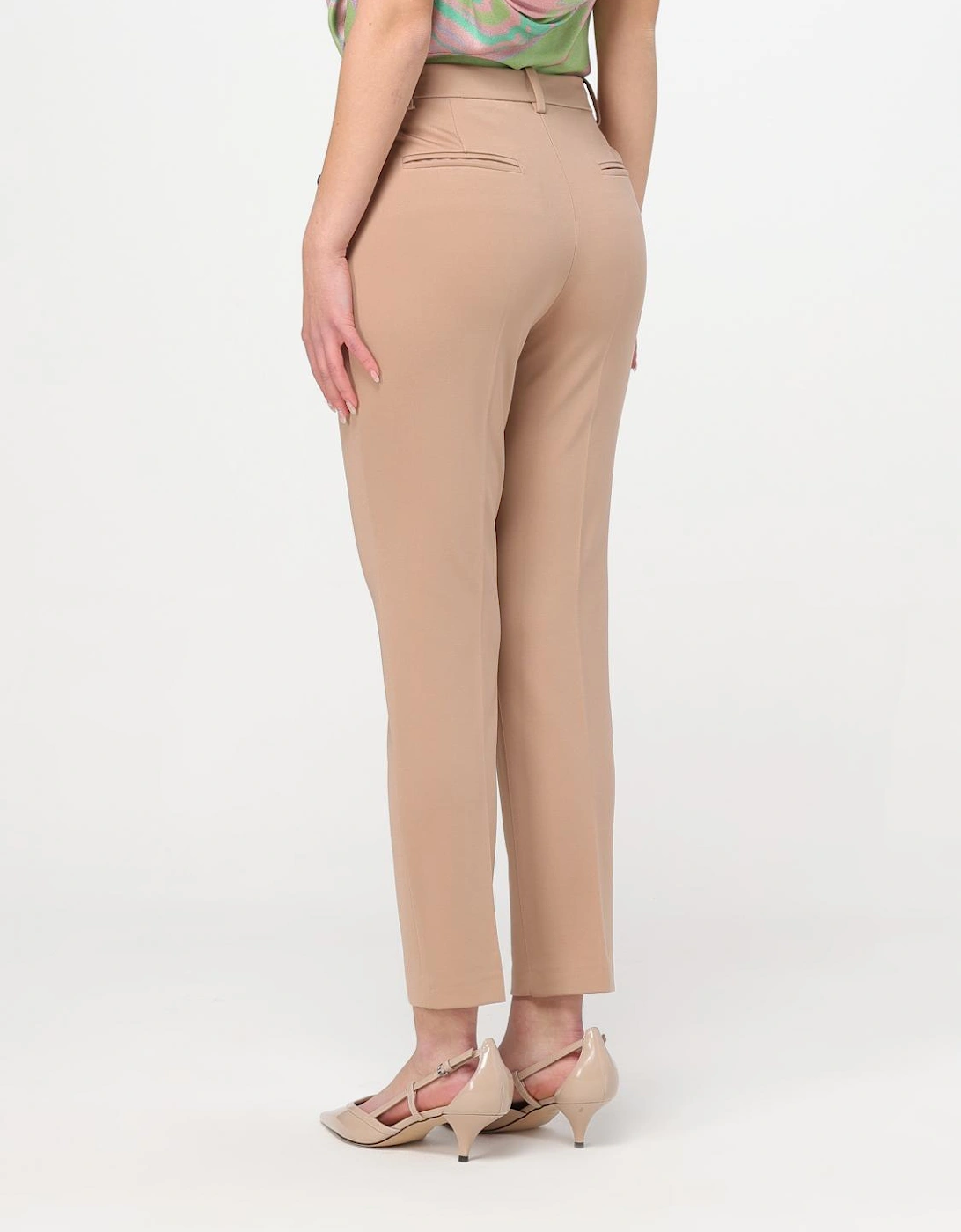 Versatile Mid-Rise Slim-Fit Trousers for Everyday Wear