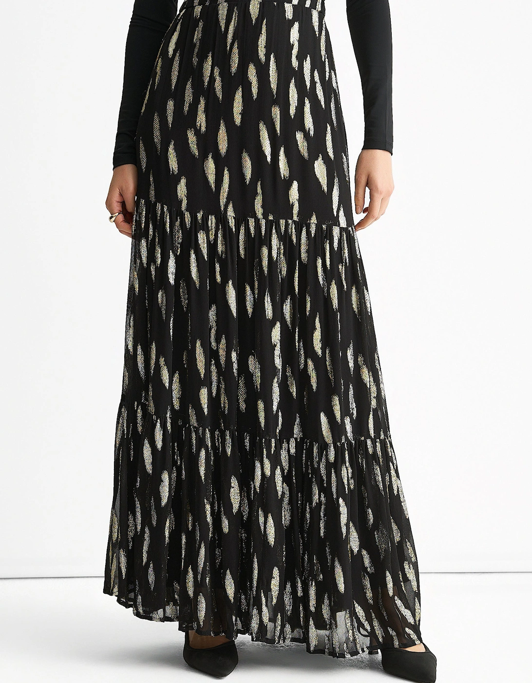 Black Clipped Jacquard Tiered Maxi Skirt