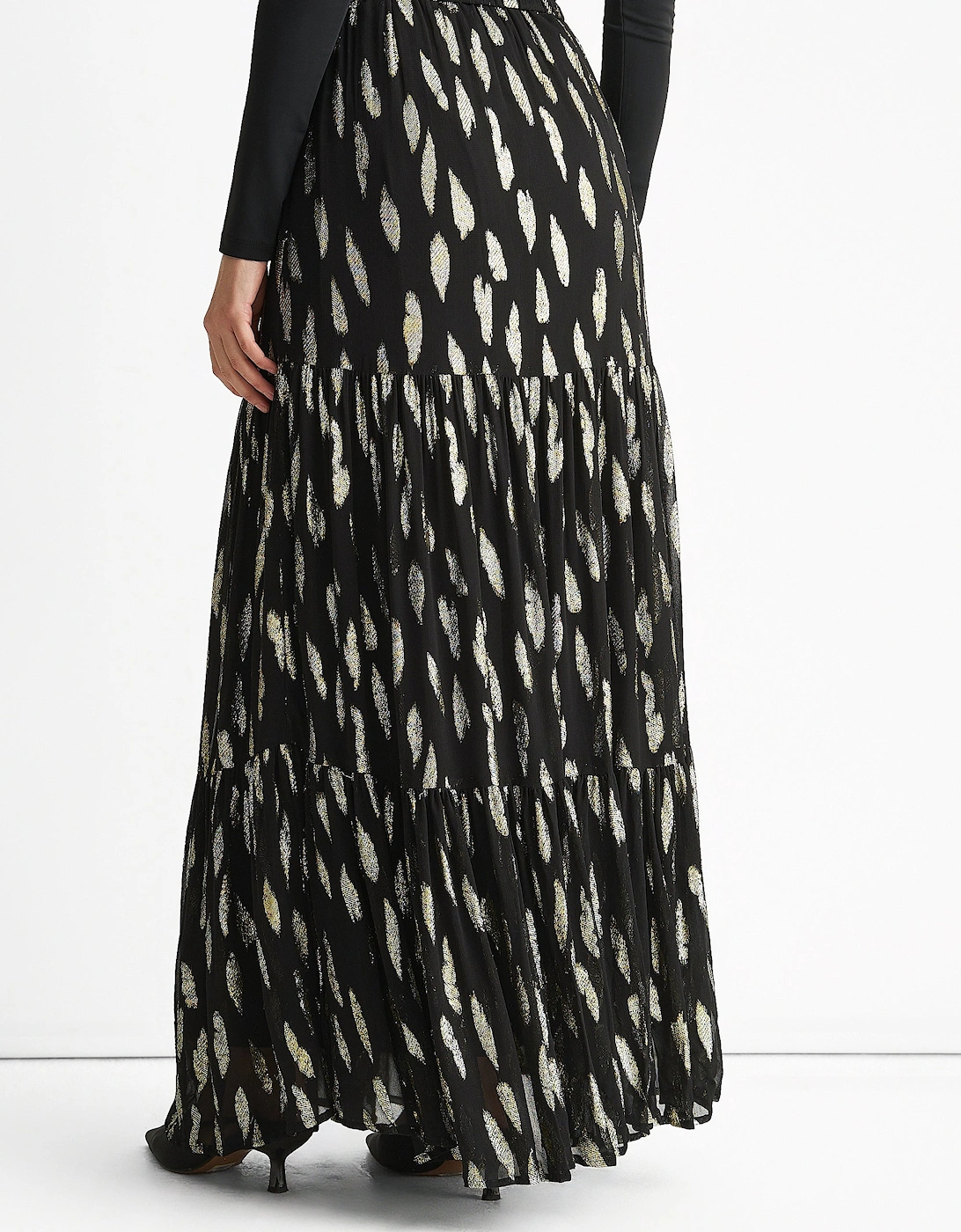 Black Clipped Jacquard Tiered Maxi Skirt