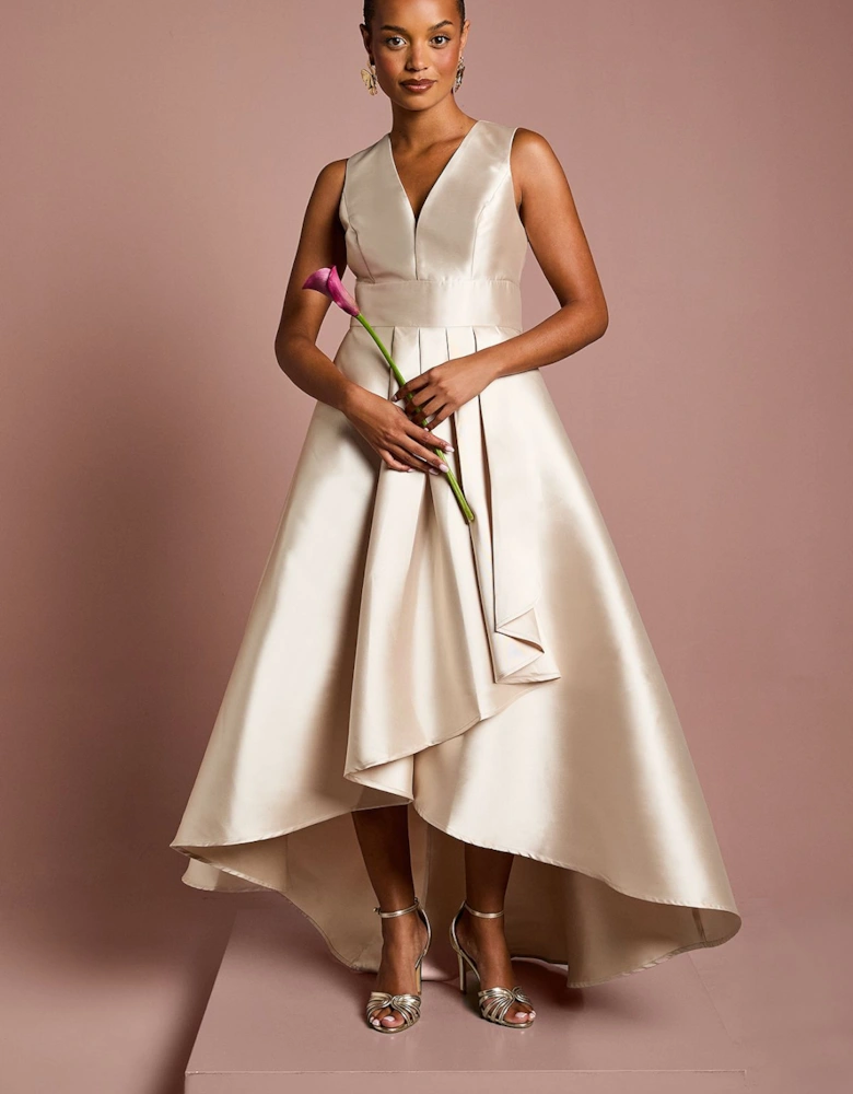 Honoured Petite Sleeveless Plunge Waterfall Twill Maxi Bridesmaid Dress