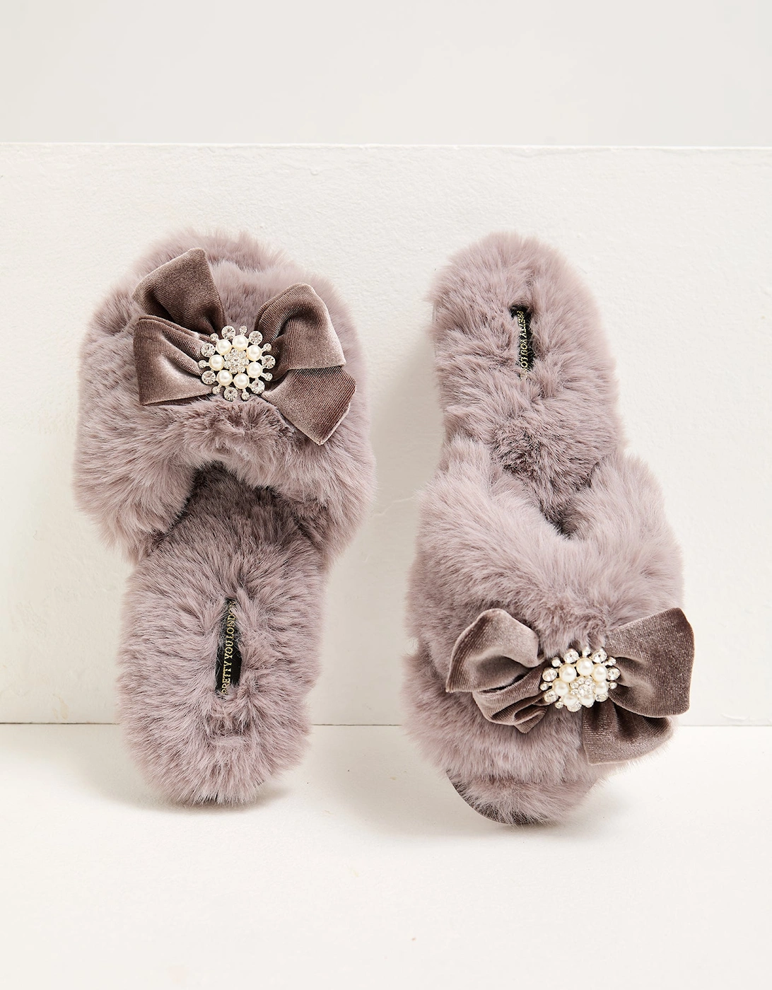 Anya Slippers in Mink