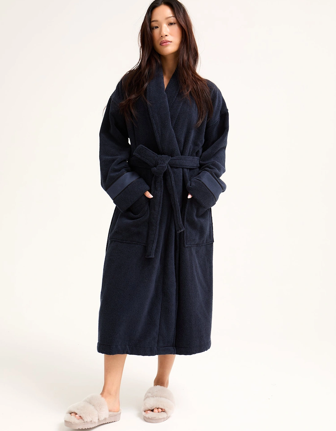 Bamboo Towelling Robe in Midnight, 8 of 7