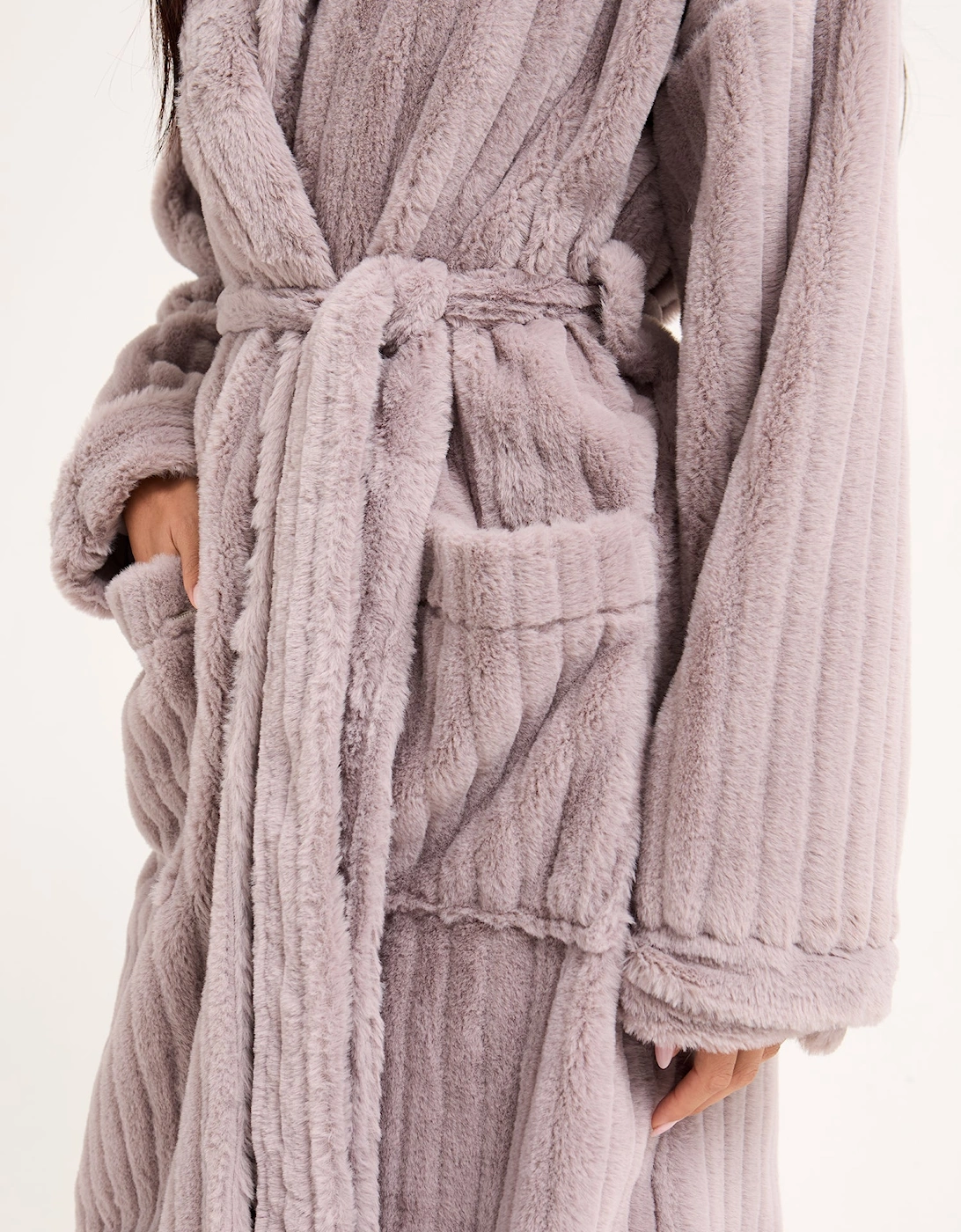 Cloud Dressing Gown in Mink