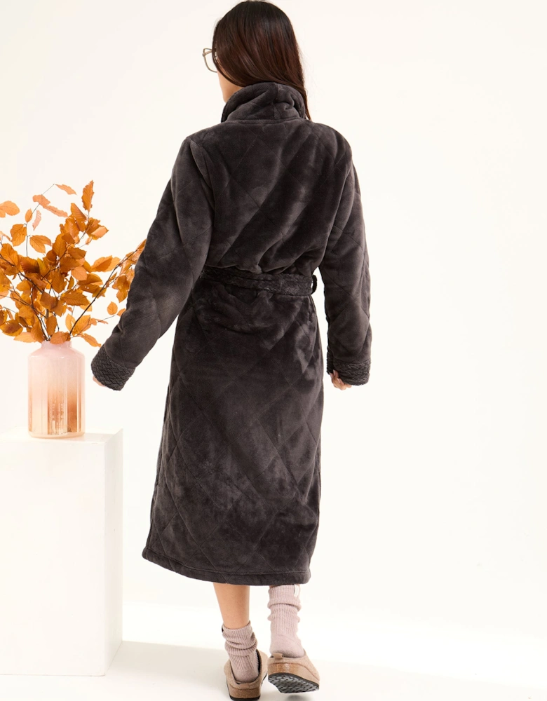 Quilted Velour Dressing Gown in Raven