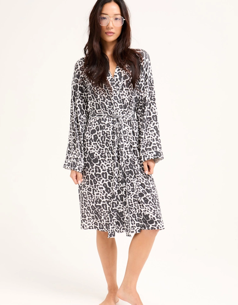 Bamboo Kimono Robe in Luxe Leopard