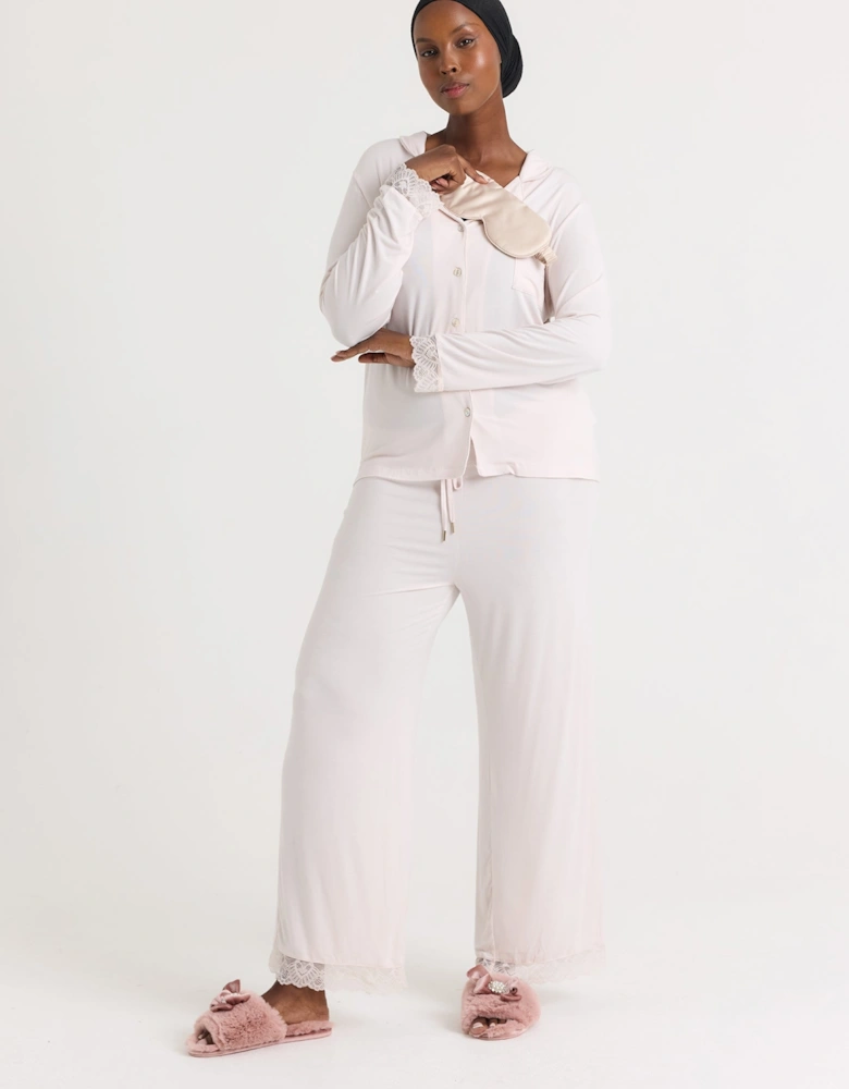 Bamboo Lace Pyjama Set in Powder Puff