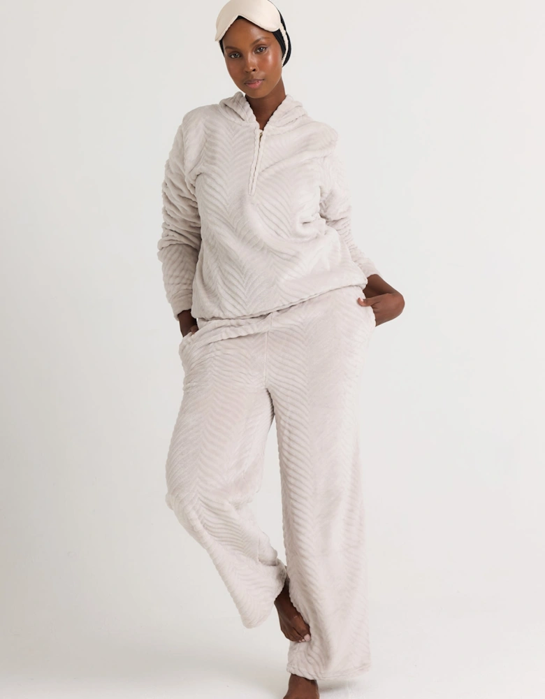 Cosy Chevron Lounge Suit in Almond