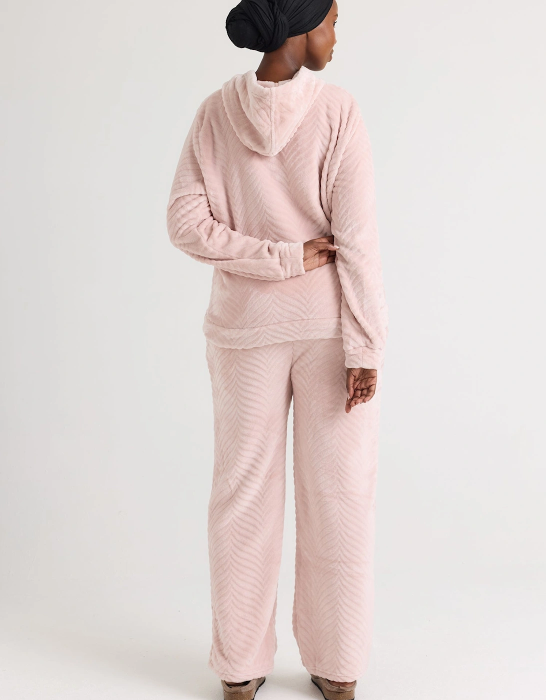 Cosy Chevron Lounge Suit in Rose