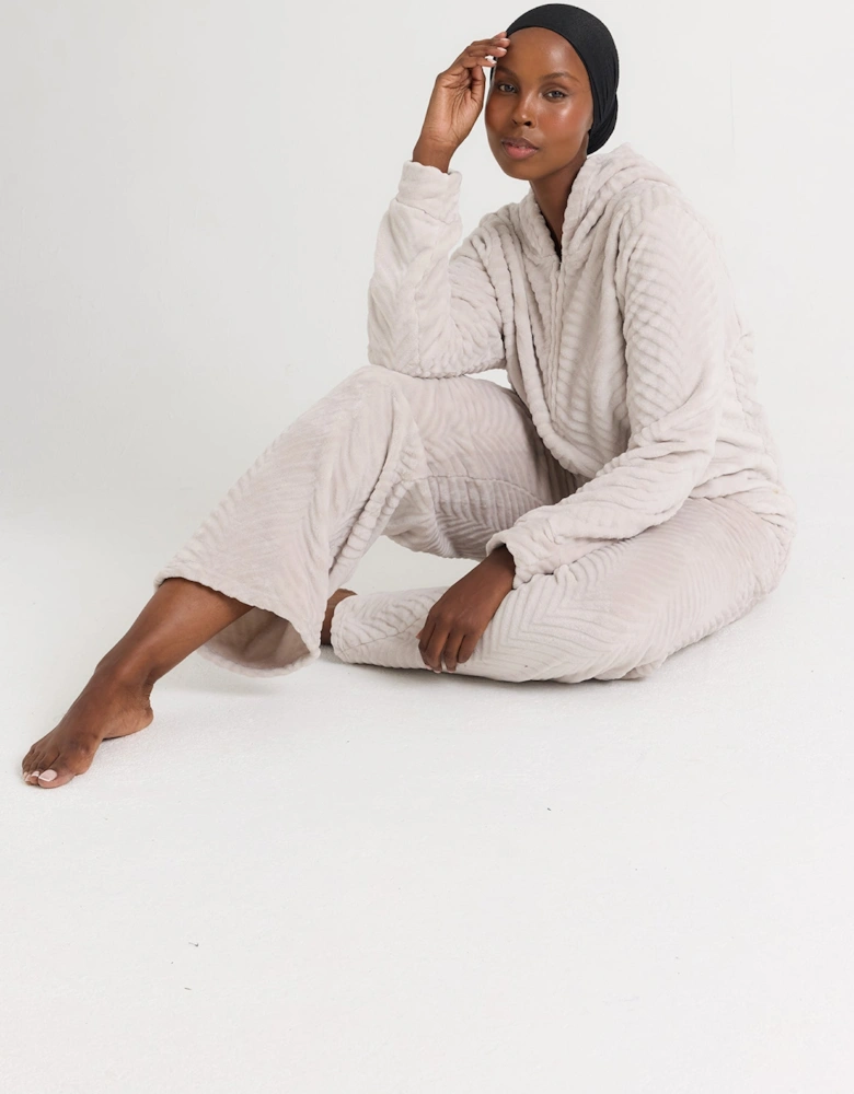 Cosy Chevron Lounge Suit in Almond