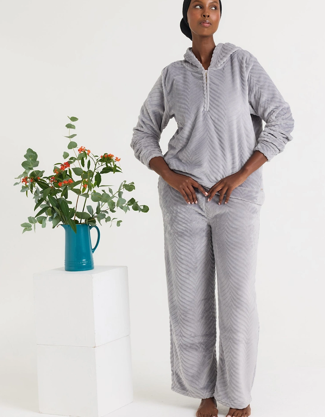 Cosy Chevron Lounge Suit in Shale Grey, 7 of 6