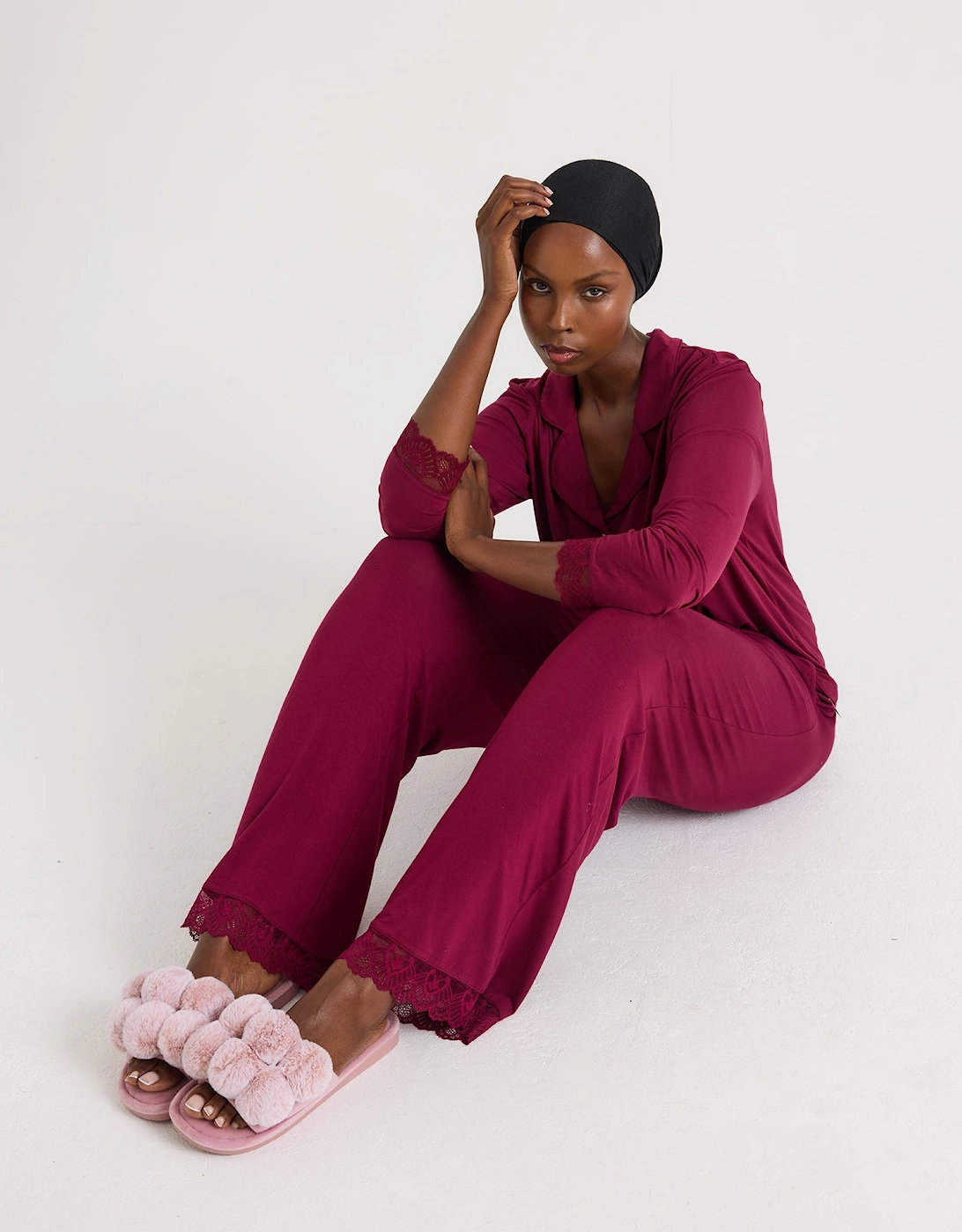 Bamboo Lace Pyjama Set in Bordeaux