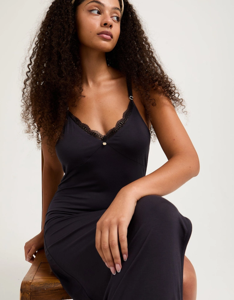 Bamboo Lace Midaxi Chemise in Raven
