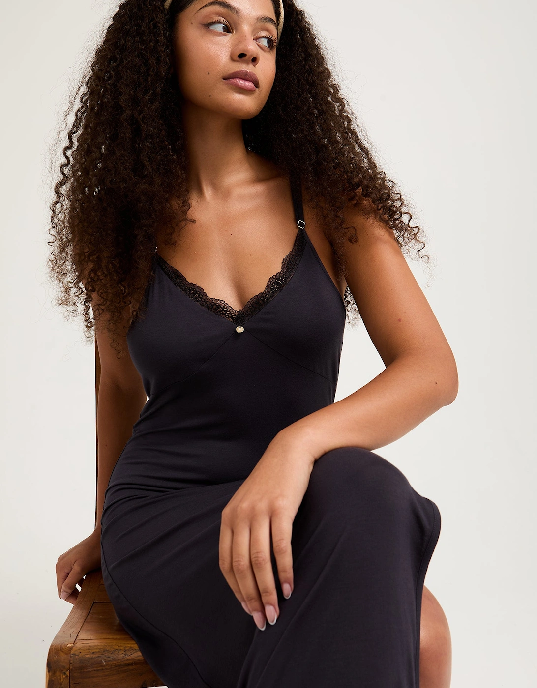 Bamboo Lace Midaxi Chemise in Raven