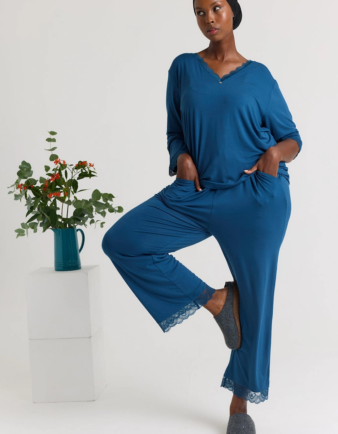 Bamboo Lace V-Neck Pyjama Set in Teal, 6 of 5